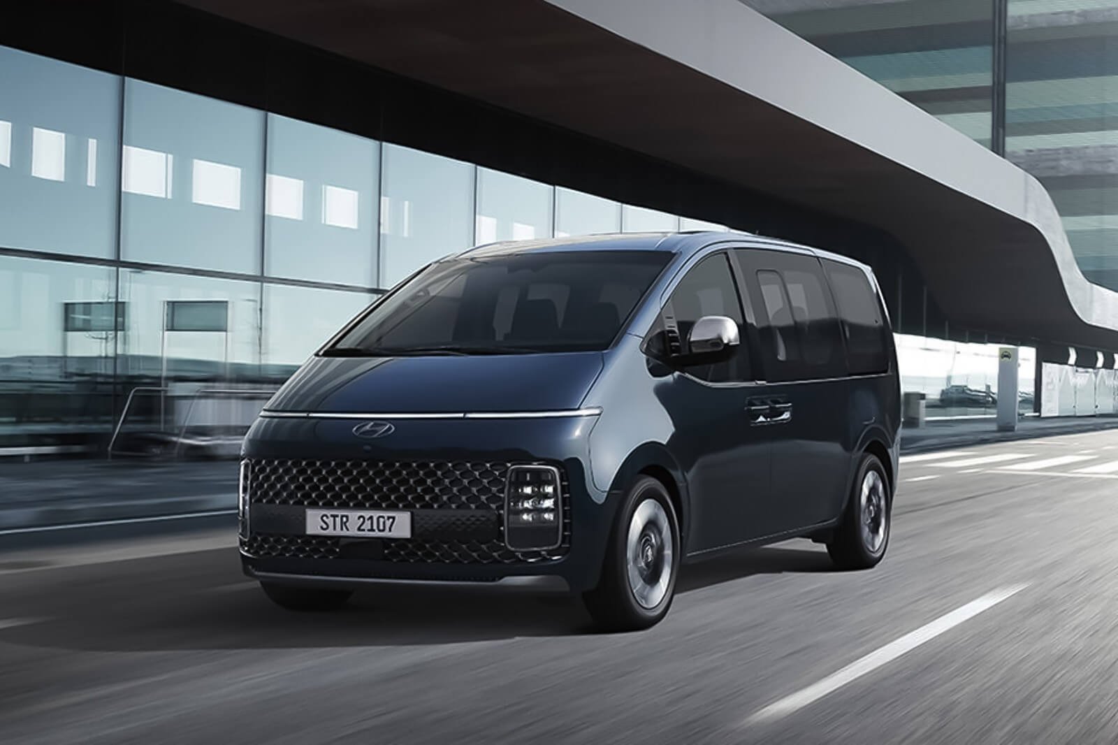 hyundai staria private taxi