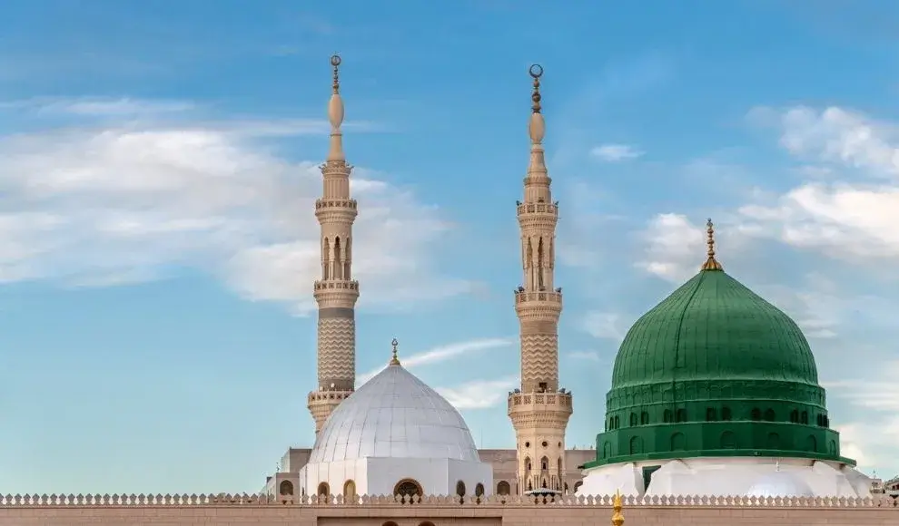 A Brief History - From a Mud-Brick Mosque to a Global Landmark